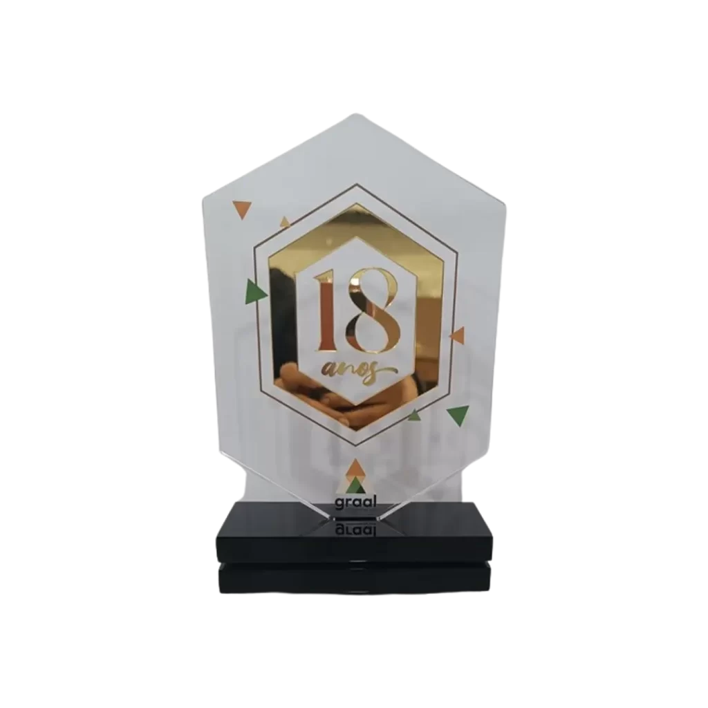 Troféu em Acrílico da DCM PROMO